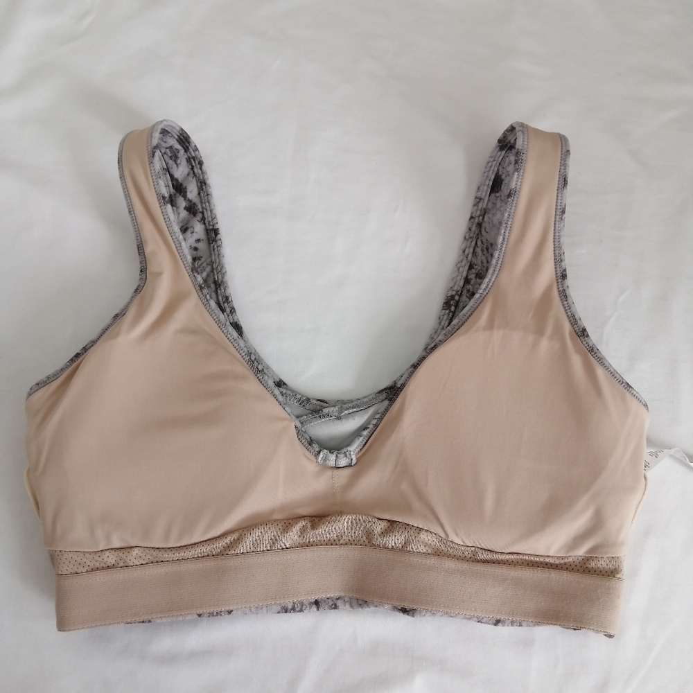 Varley Kellam Sports Bra in Taupe Grey Snake Print Large - Picture 12 of 16